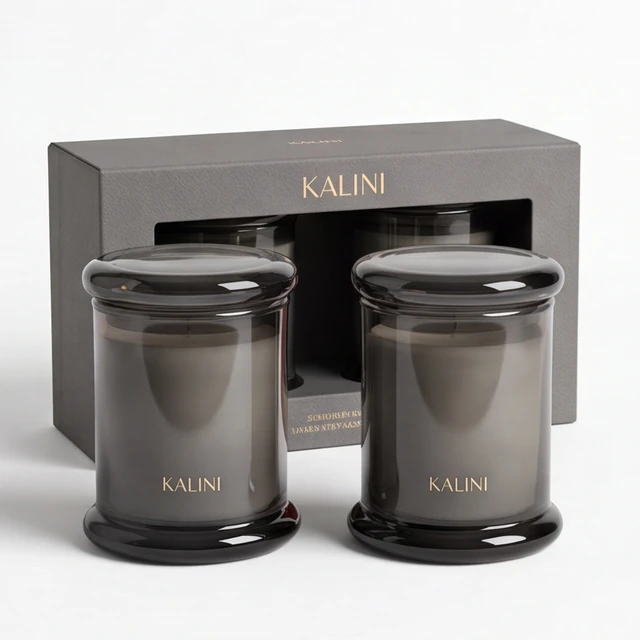 Charcoal spool-shaped glass candle jar presentation
